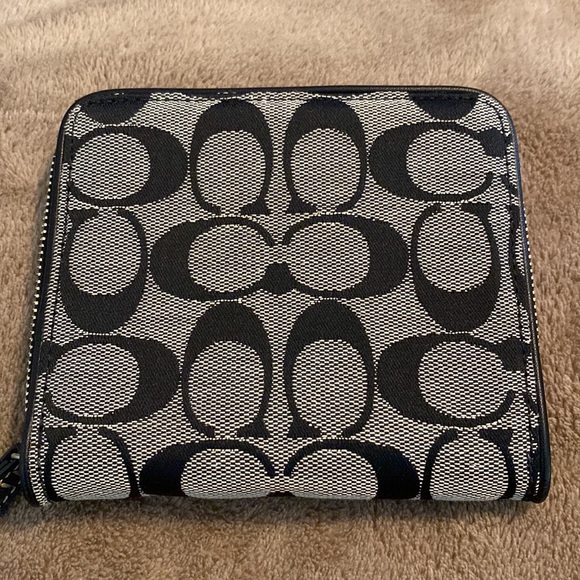 Coach wallet - Picture 3 of 4